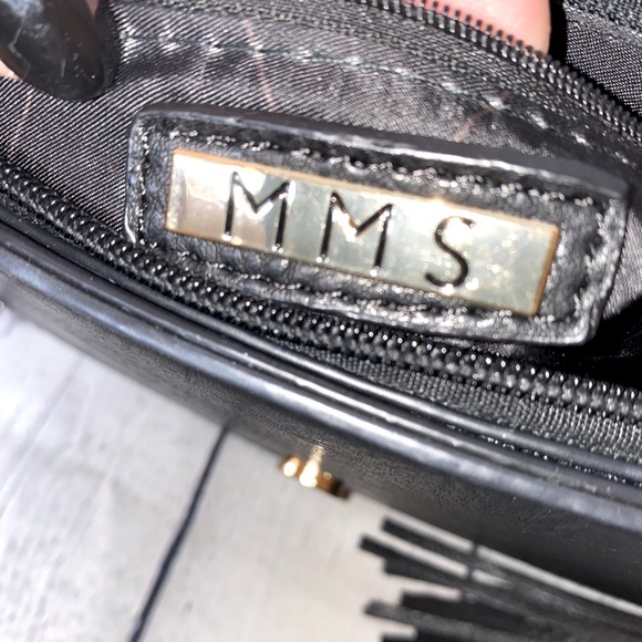 MMS metal studs hand bags w side fringe - Picture 8 of 9